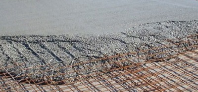 Укладка бетонной смеси в конструкцию без бетононасоса